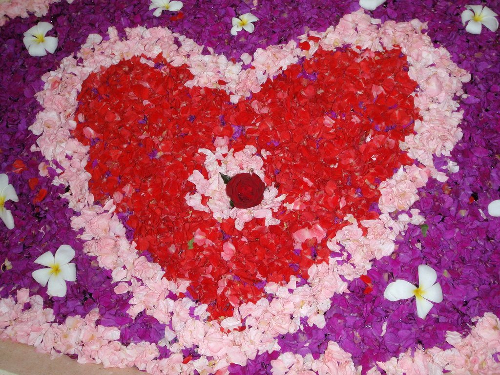 5 Bali Hotels in Ubud with Outdoor Flower Bath (Mandi Bunga)