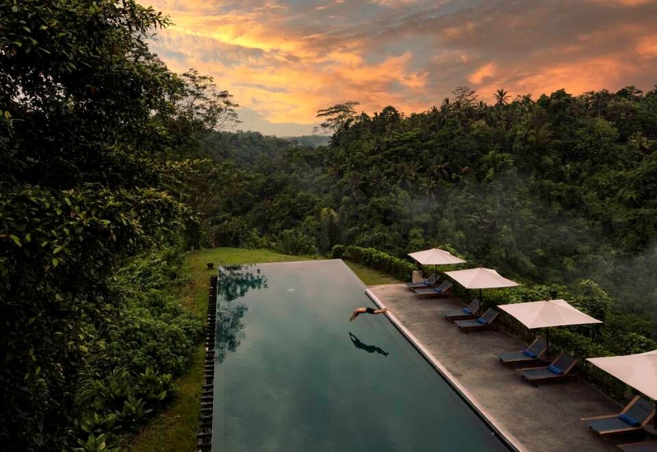 5 Instagrammable Hotels in Ubud with a Jungle View Bathtub
