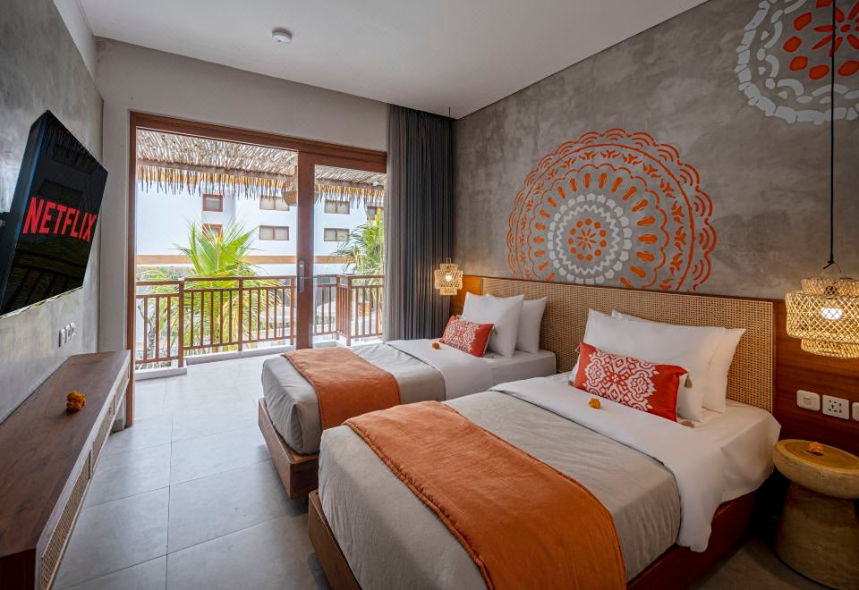 Roomates Canggu Surf Camp