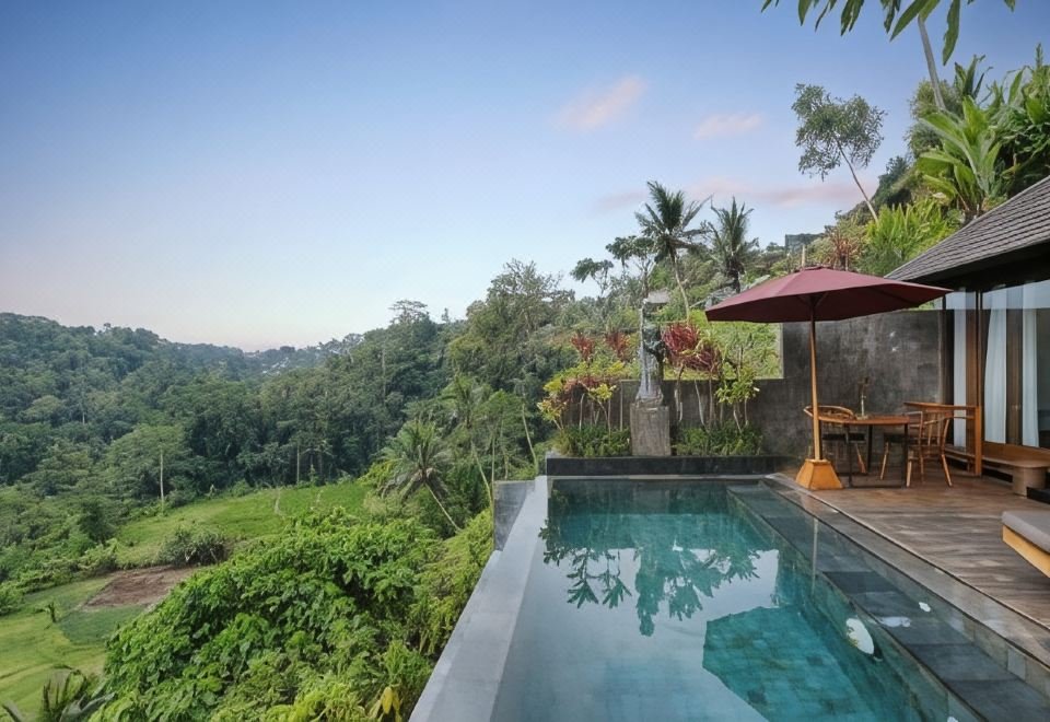 Black Penny Villas Ubud floating breakfast