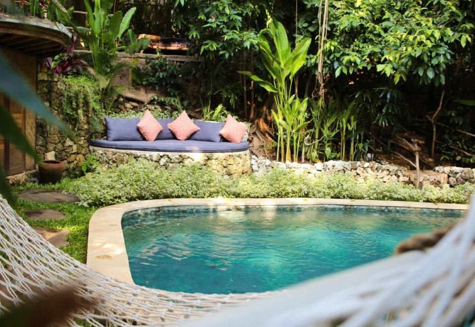 Roots Tree House Uluwatu