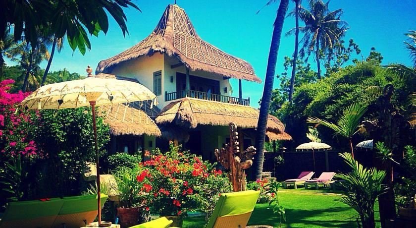 Life in Amed Beach Hotel beachfront view